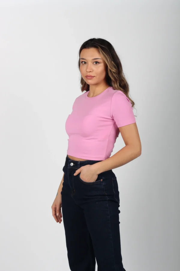Crop T-shirt - Görsel 3