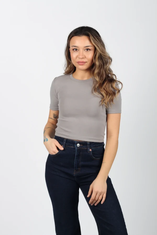 Crop T-shirt