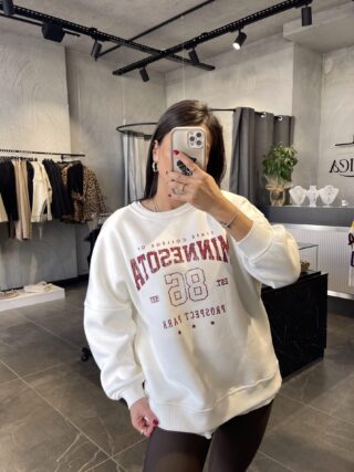 Önü Yazı Detaylı Sweatshirt