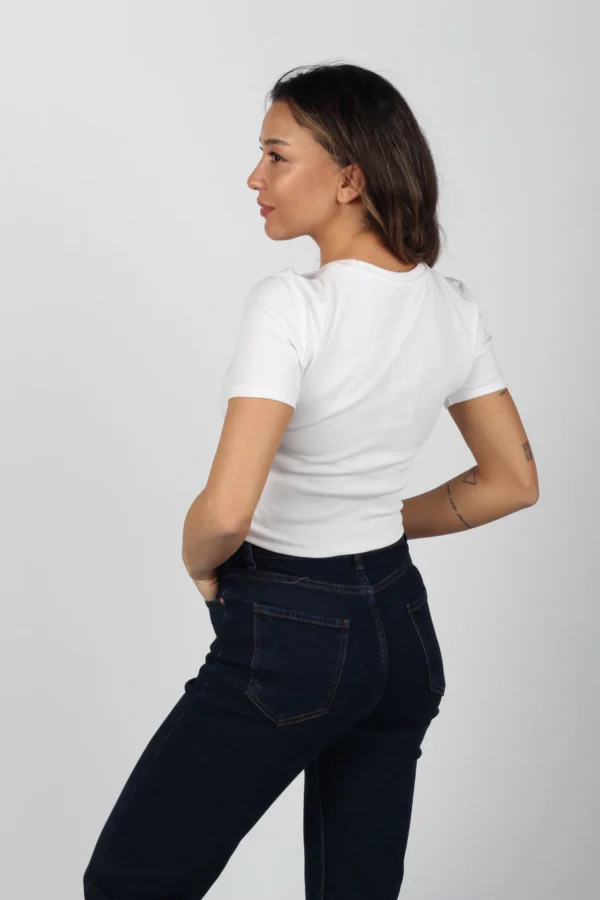 Crop T-shirt - Görsel 3